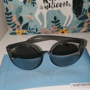 Cat eye sunglasses